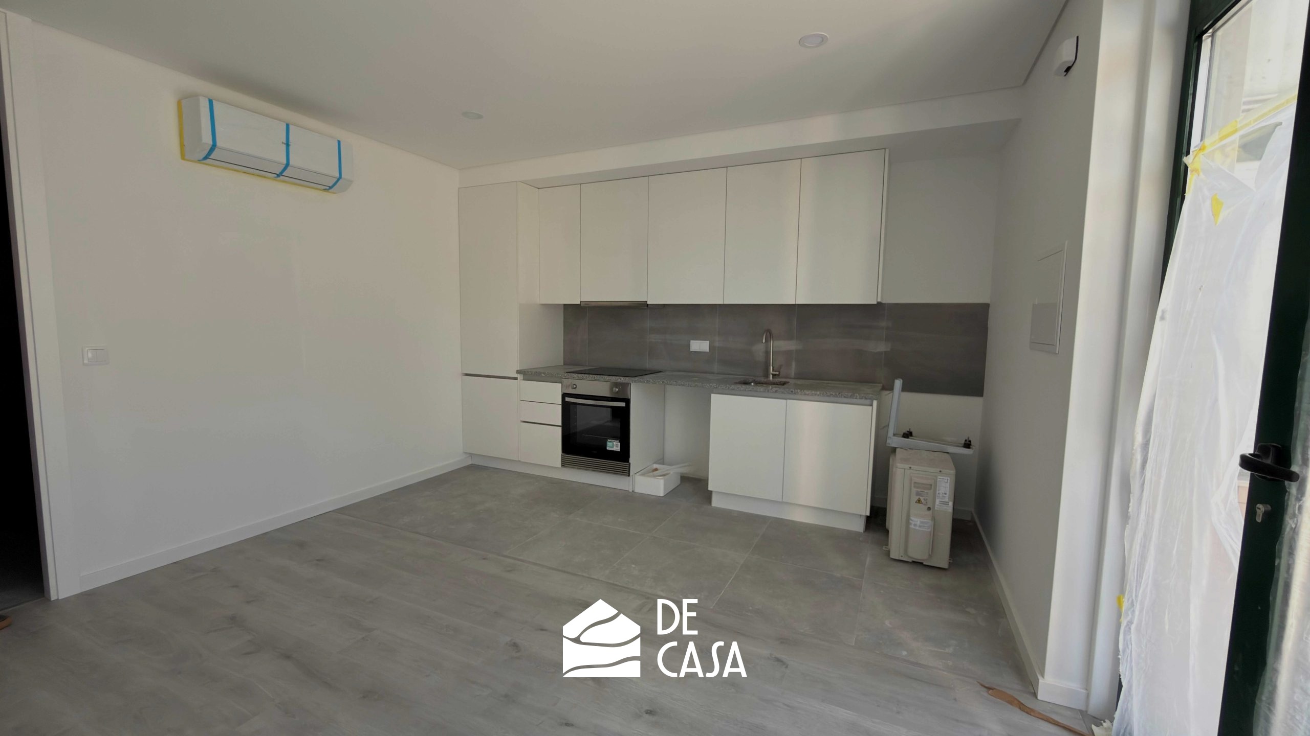 Apartamento T1 em Repeses e S. Salvador
