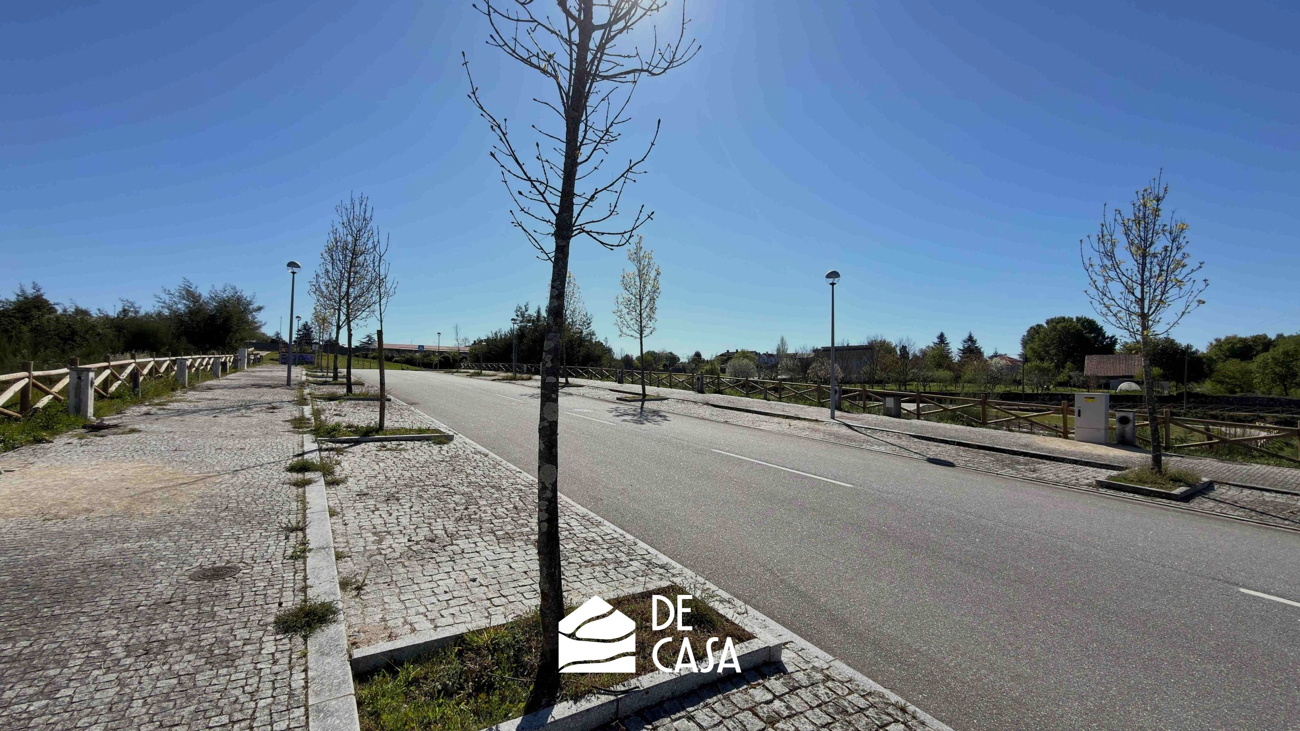 Terreno para Construção de Moradia em Banda