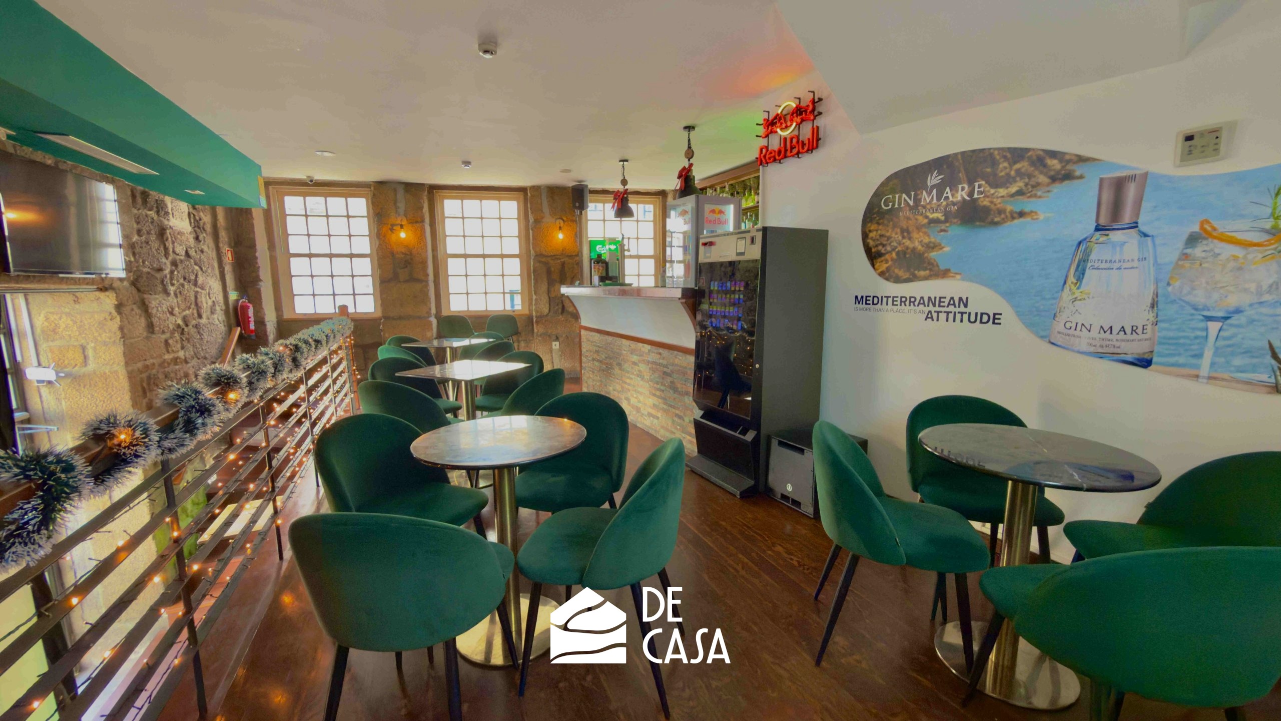 Espaço Comercial para Trespasse: Bar em Pleno Funcionamento!