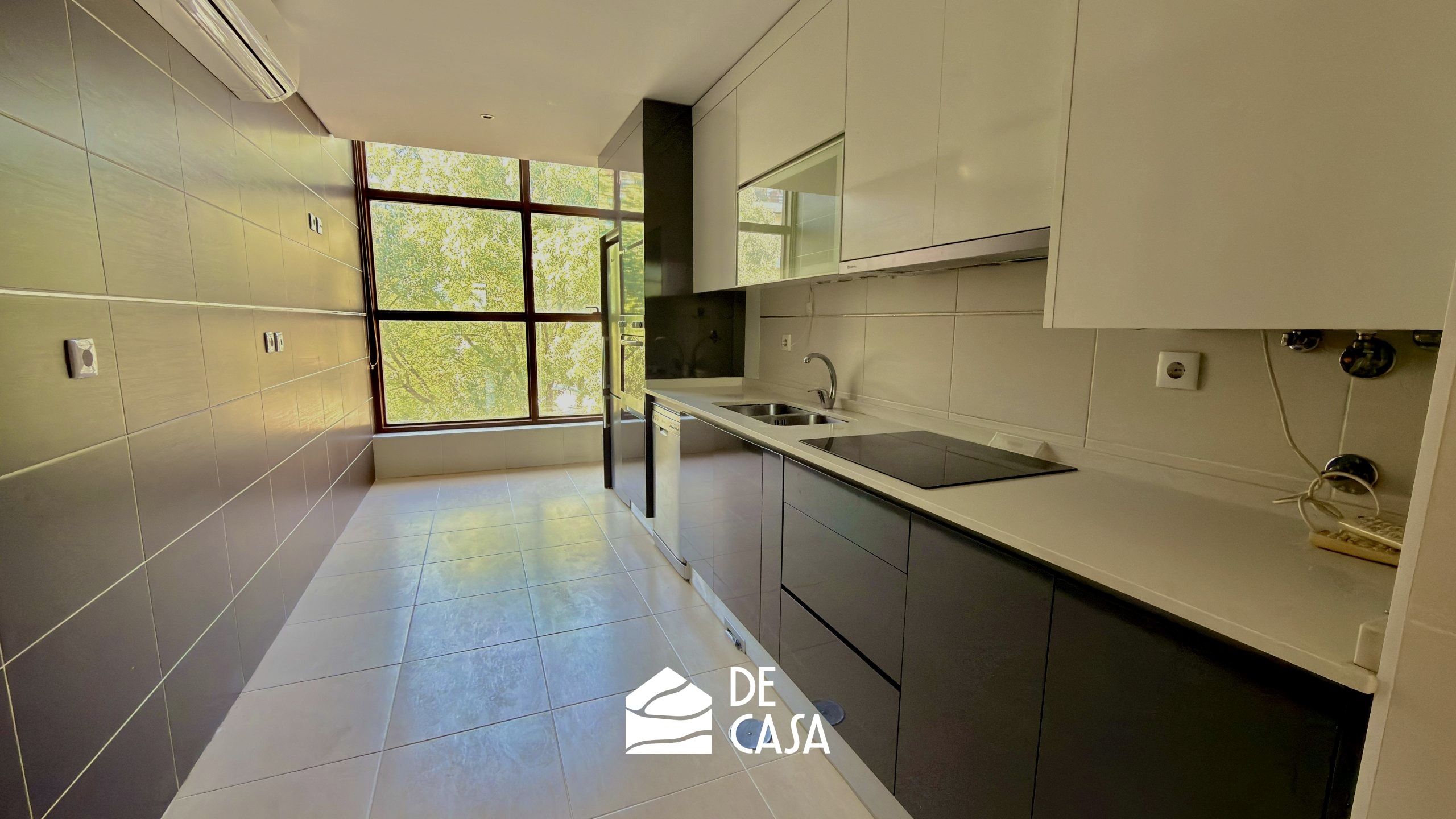 T3 Duplex c/ Terraço | Junto à Praça de Goa – Viseu